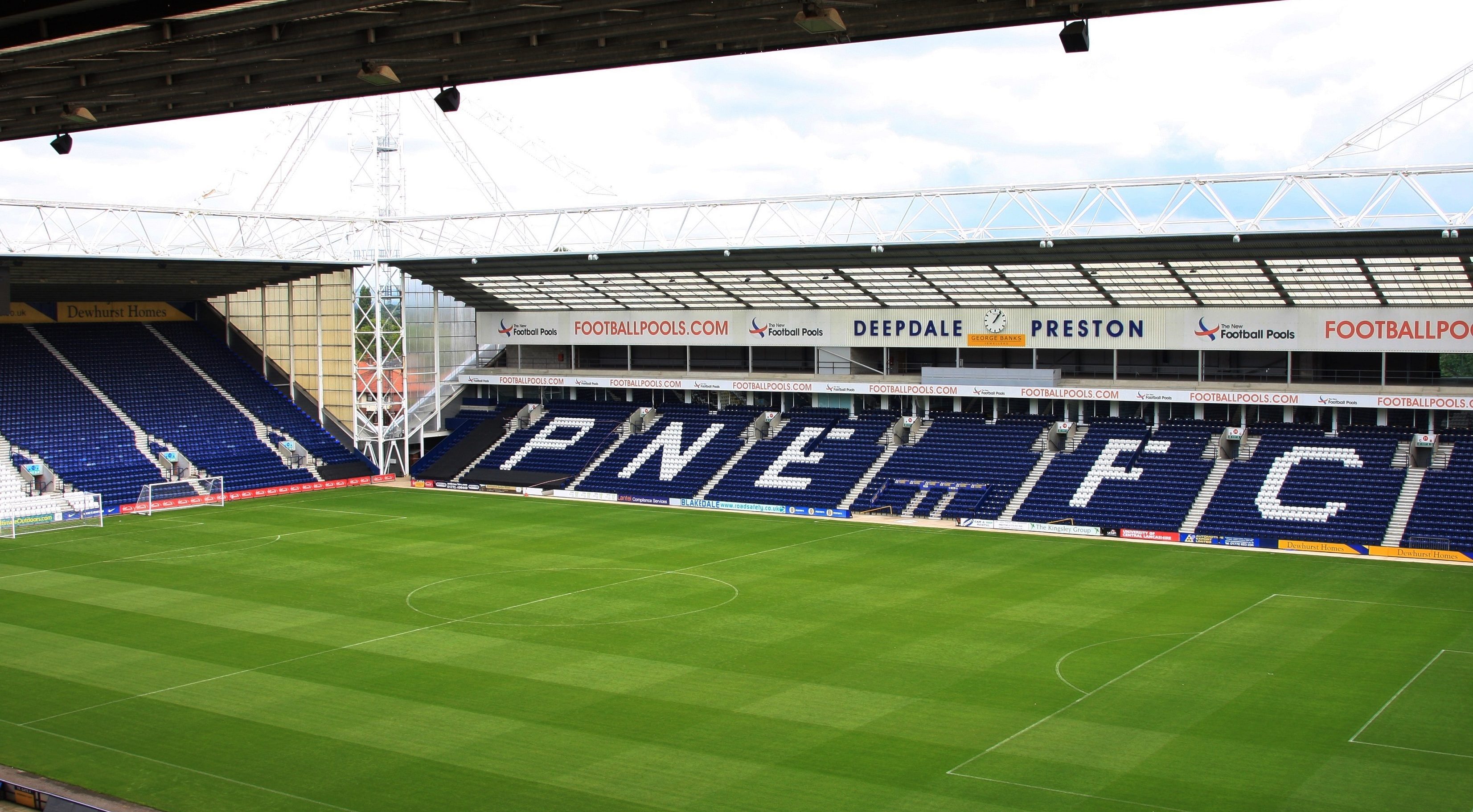 Preston North End vs Fiorentina at Deepdale on 27/07/24 Sat 15:00 ...